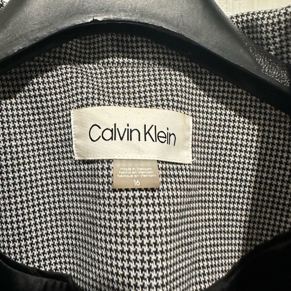 Suit Jacket - Picture 4 of 8